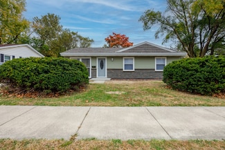 1006 E Empire St, Bloomington, IL 61701