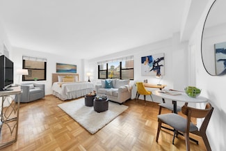 305 E 72nd St Unit 6IS, New York, NY 10021