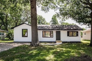 1429 S Willow St, Ottawa, KS 66067