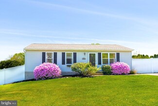 325 Pine Valley Dr, Felton, PA 17322
