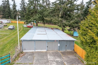 766 Scheer Ln, Oak Harbor, WA 98277
