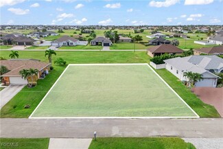3508 NW 9th Terrace, Cape Coral, FL 33993