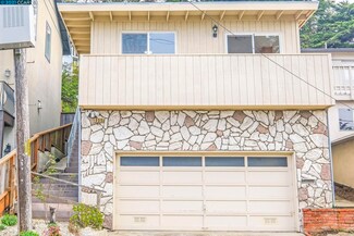 655 Beaumont Blvd, Pacifica, CA 94044