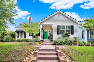 10 E 55th St, Savannah, GA 31405