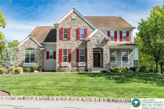 2605 Fringe Ln, Easton, PA 18040