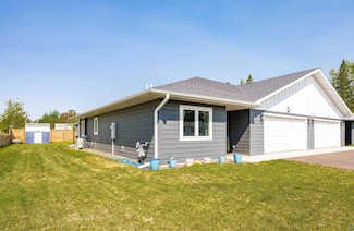 609 Adams St, Cloquet, MN 55720