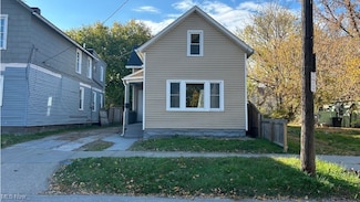 3176 W 44th St, Cleveland, OH 44109