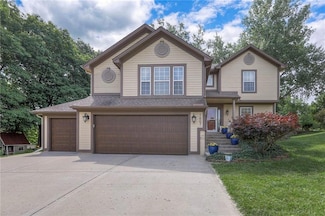 1607 NE 80th Place, Kansas City, MO 64118