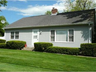 465 Chicopee St, Chicopee, MA 01013