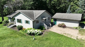 26498 371st Ave, Henderson, MN 56044