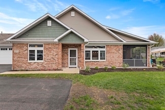 433 Stearn Dr, Genoa, IL 60135