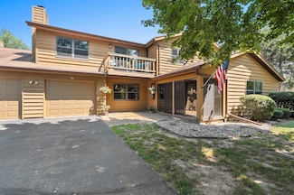 940 Babcock St Unit 96, Neenah, WI 54956