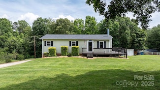 1467 Conway Dr, Granite Falls, NC 28630