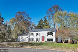 2630 John Milton Dr, Herndon, VA 20171