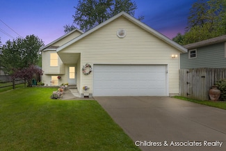 1300 Lancaster Ave NW, Grand Rapids, MI 49504