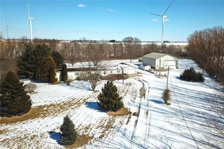 15336 K Ave, Perry, IA 50220