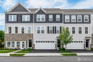 4 Wembley Way, Tinton Falls, NJ 07753