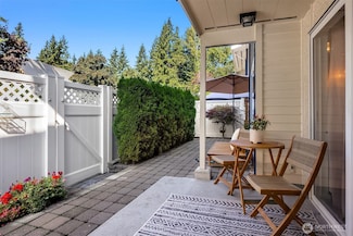 831 126th Place NE Unit B103, Bellevue, WA 98005