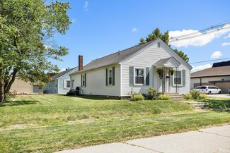 1159 Oak St, Frankfort, IN 46041
