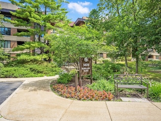 1409 Burr Oak Rd Unit 309A, Hinsdale, IL 60521