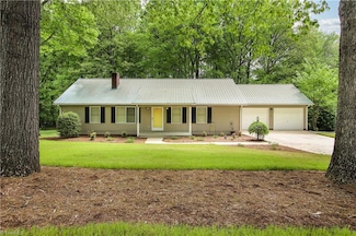 2003 Harvell St, Asheboro, NC 27205