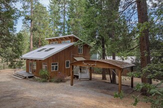 4953 Hillcrest Dr, Avery, CA 95233
