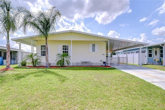 5721 Apache St, Zephyrhills, FL 33542