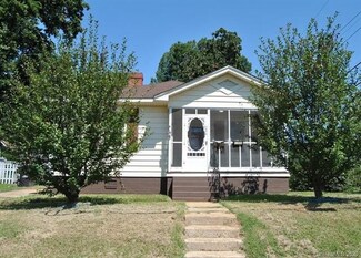 296 13th St, Cramerton, NC 28032