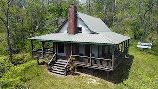 3672 Stones Chapel Rd, Elk Creek, VA 24326