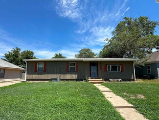 606 W 14th Ave, Hutchinson, KS 67501