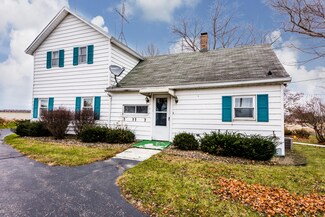 2913 W Shawnee Rd, Baroda, MI 49101
