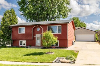 3572 8 1 2 St NW, Rochester, MN 55901