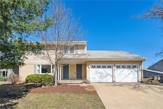 4240 Cottage Grove Pkwy SE, Cedar Rapids, IA 52403