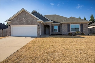 1421 Colonel McNeil Dr, Prairie Grove, AR 72753