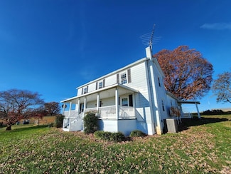 134 Stone Ridge Rd, Concord, VA 24538