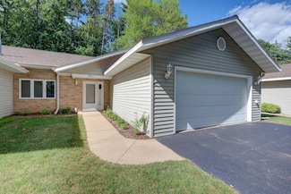 5211 Pine St, Schofield, WI 54476