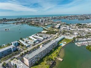 1847 Shore Dr S Unit 414, South Pasadena, FL 33707
