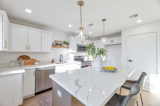 18811 N 19th Ave Unit 2025, Phoenix, AZ 85027