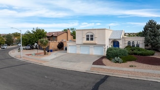 10516 Calle Sombra NW, Albuquerque, NM 87114