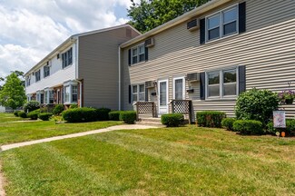 41 South St Unit 10, Easthampton, MA 01027