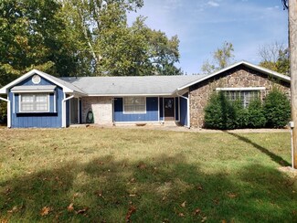 12314 Blueberry Ln, Lowell, AR 72745