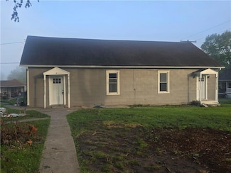 2113 Jefferson St, Lexington, MO 64067