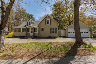 8 Howe Rd, Rollinsford, NH 03869