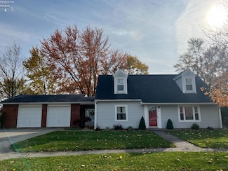 21 Surrey Ct, Monroeville, OH 44847