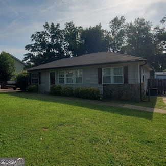 116 Boone Dr, Newnan, GA 30263