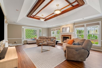 16 Rockland Rd, Danvers, MA 01923