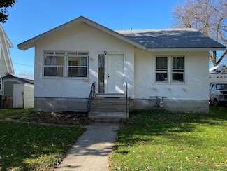 1026 S Newton Ave, Albert Lea, MN 56007