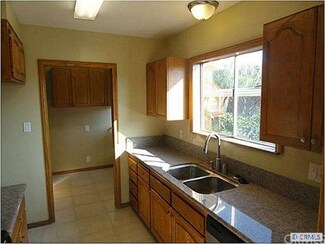 2196 Stanford Ave, Pomona, CA 91766
