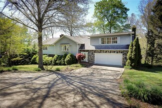 967 Jarrell Dr, Charleston, WV 25387