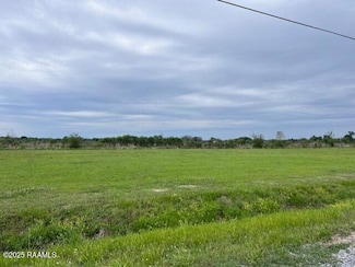 9916 Jimmie Rd, Kaplan, LA 70548